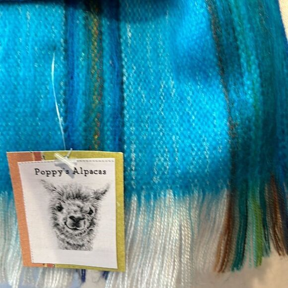 Beautiful alpaca scarf from Ecuador so soft and warm! - Picture 5 of 9